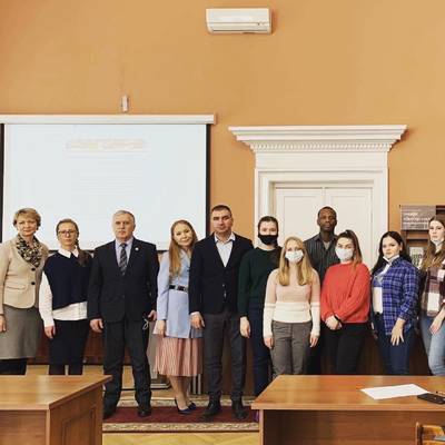 В Челябинской Публичке состоялась презентация проекта по созданию универсальной этно-энциклопедии Южного Урала