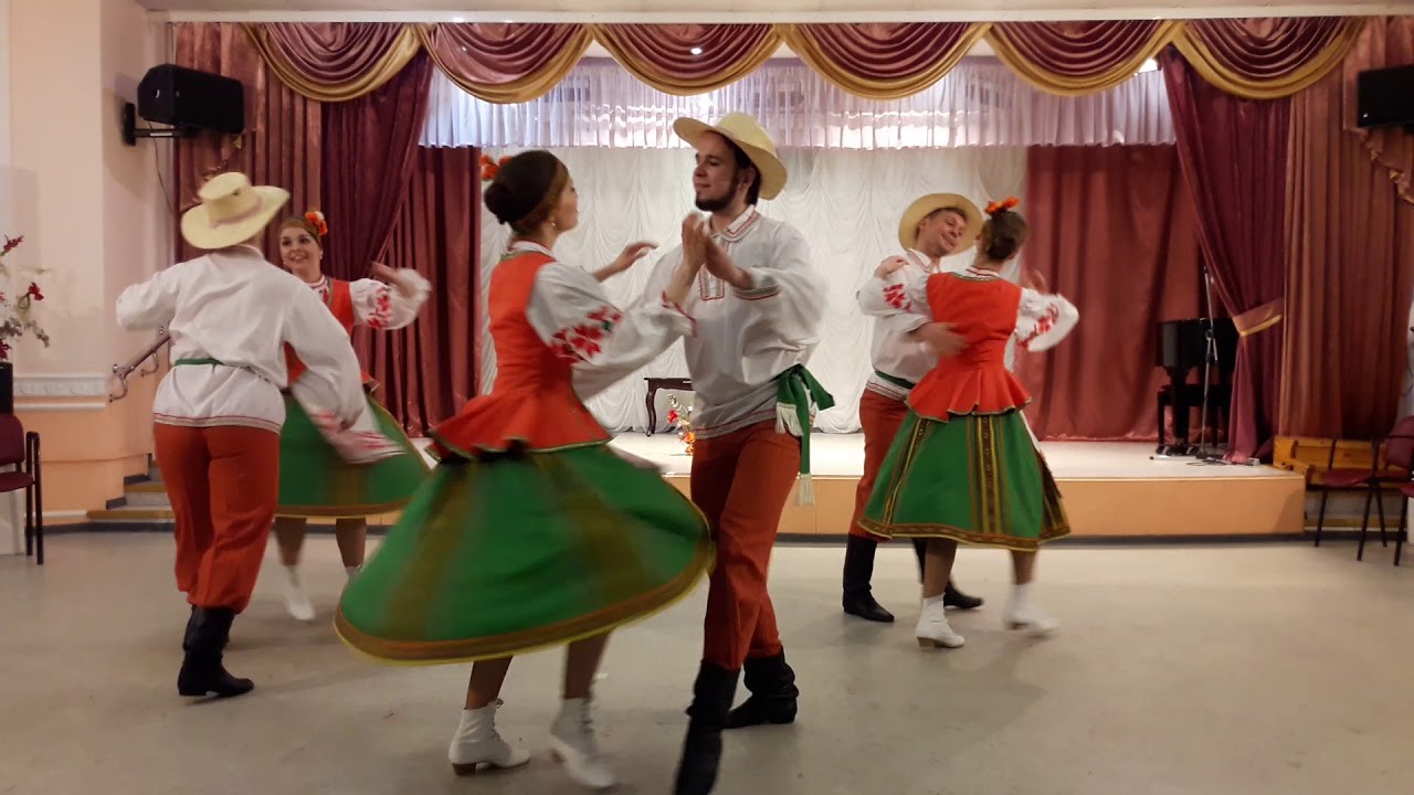 Белорусы