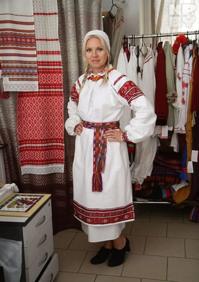 Женский костюм